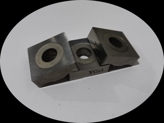 تیغه برش CNC رنگ نقره ای درج معدن کاربید YC45 برای فولاد ریخته گری